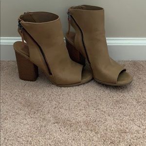 Tan Heeled Boots